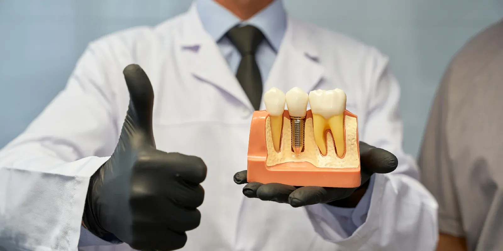 Single Tooth Implants for Replacing One Missing Tooth 